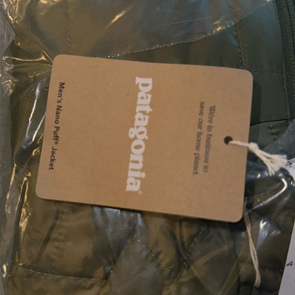 New Patagonia men's Nano Puff Jacket large sage khaki - Picture 2 of 5